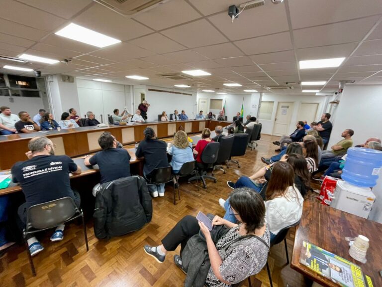 Plenária convoca à construção da 1ª Conferência Internacional Antifascista